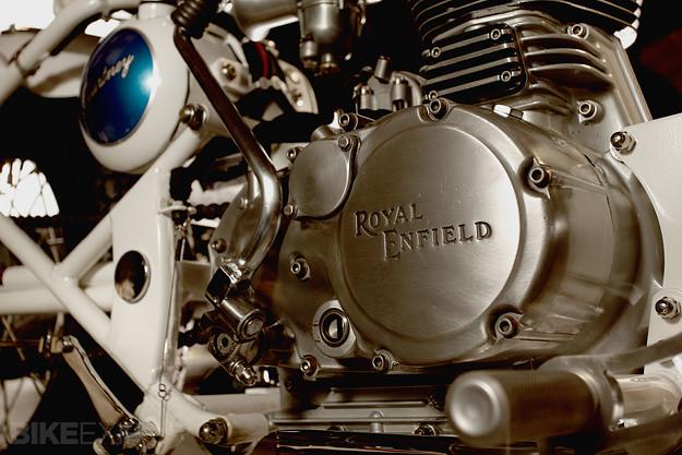 royal_enfield_bullet_3.jpg