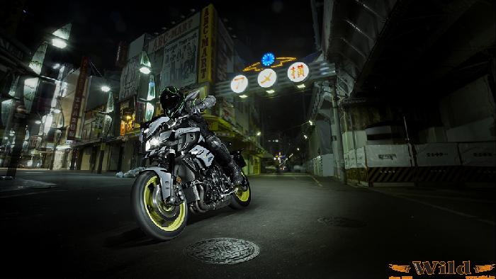 2016_yamaha_mt_10_eu_night_fluo_action_002k.jpg